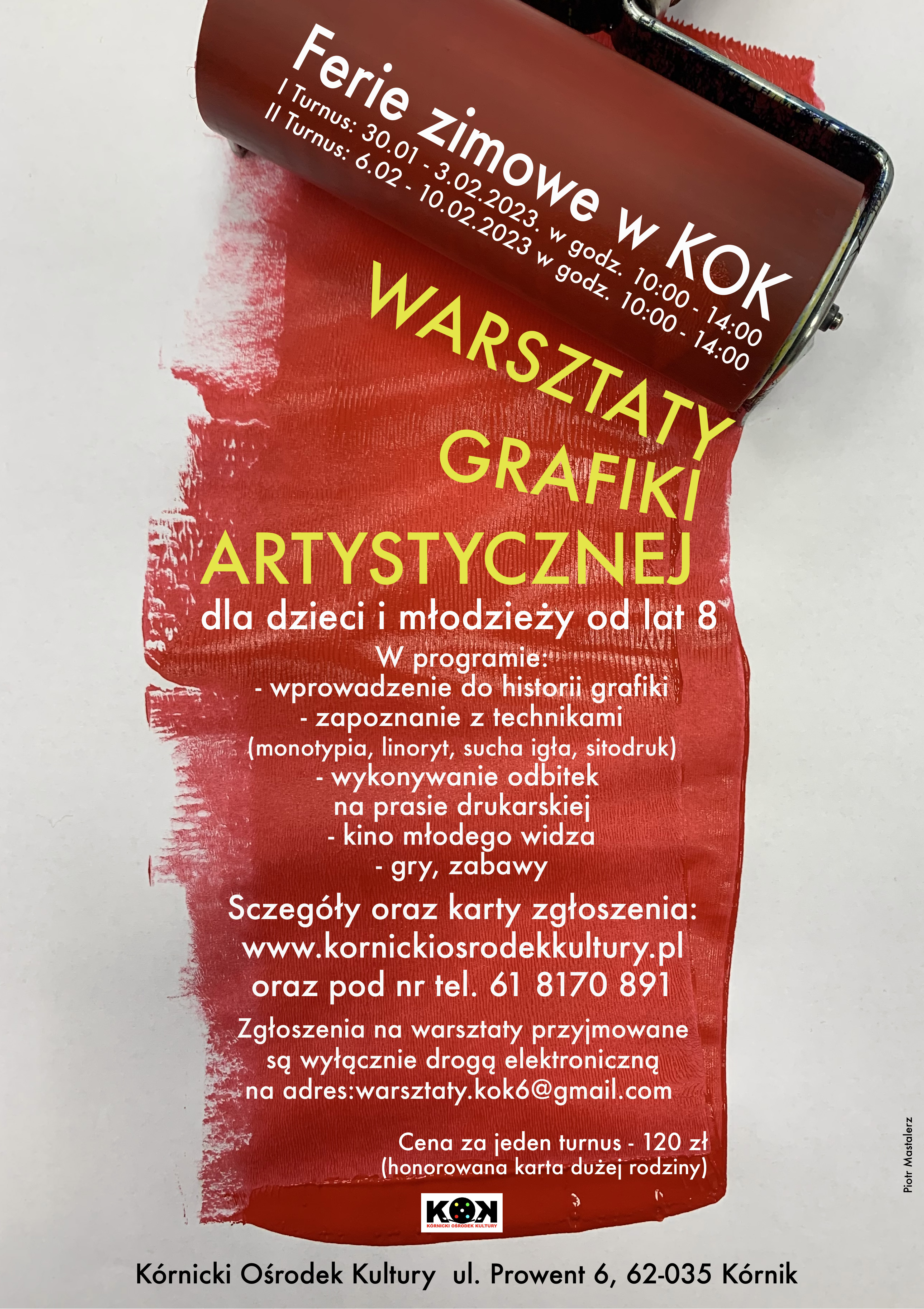 Tekst na czerwonym tle 